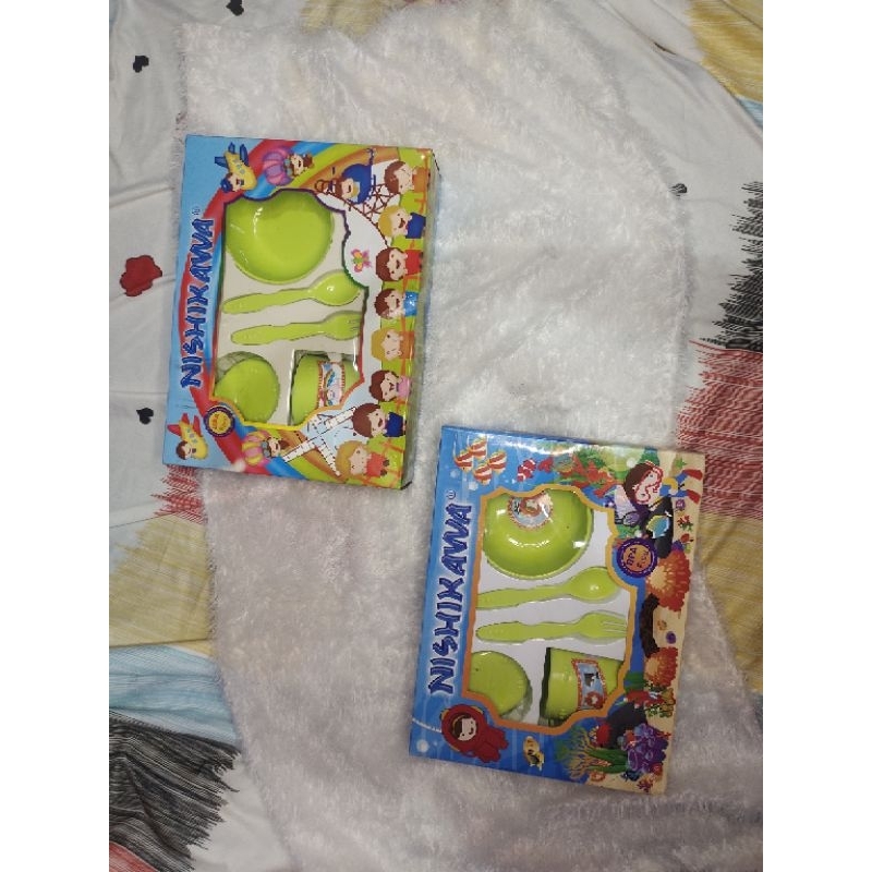 

new tempat makan bayi