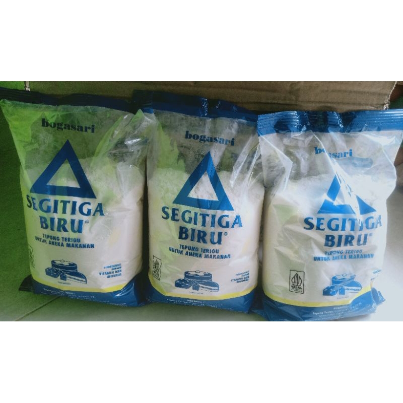 

Tepung terigu Segitiga Biru