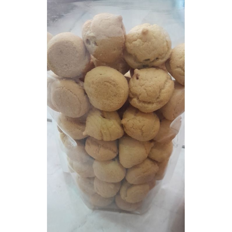 

Soes kering 200gram (isi coklat)