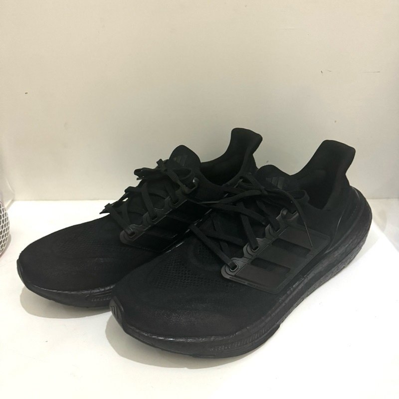 Adidas Ultraboost 23 Light Triple Black