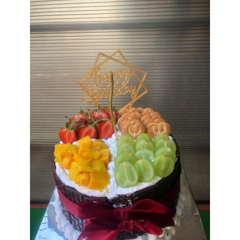 

cake topping buah /cake ultah