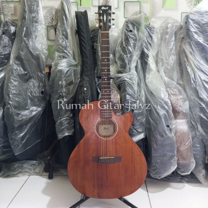 gitar bekas second seken cort sfx mem op original