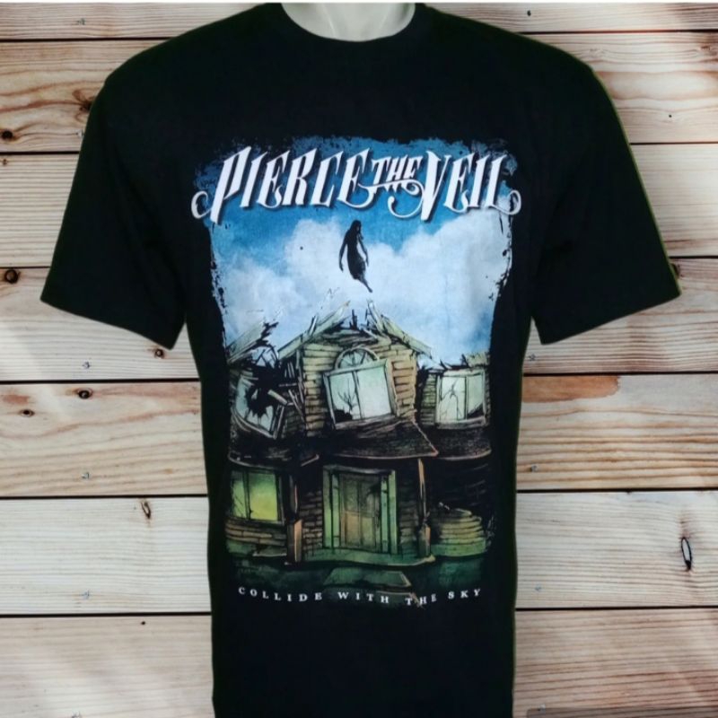 Kaos band Pierce The Veil