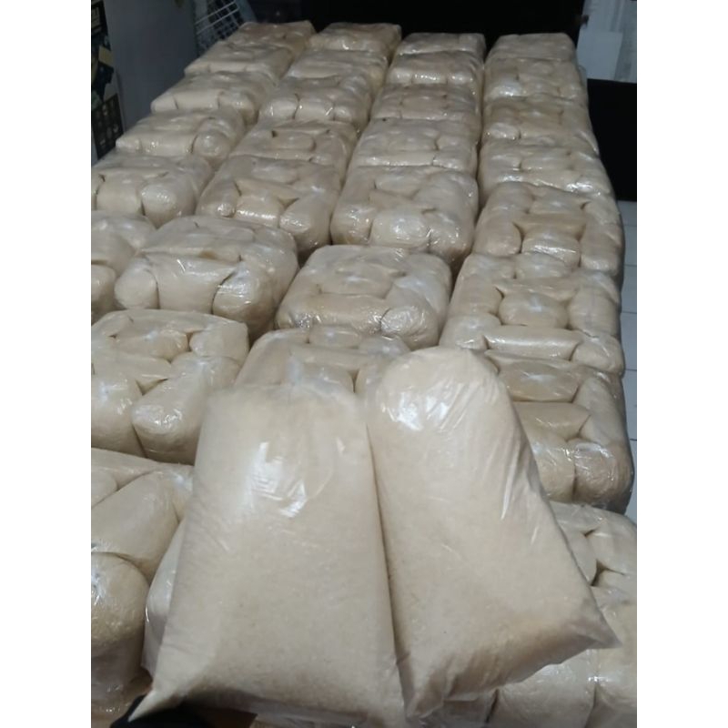 

gula pasir buwuhan (8 ons)