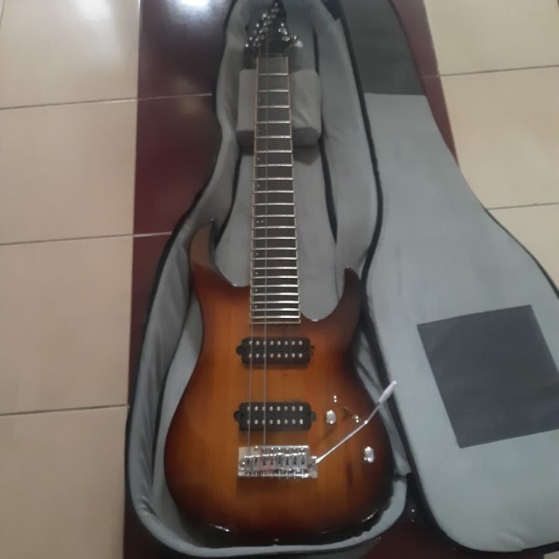 Guitar 8 string spear gladius 8 original
