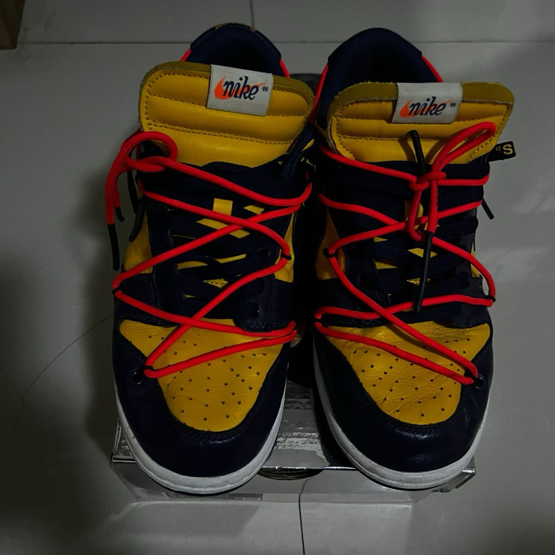 sepatu nike sb dunk off white