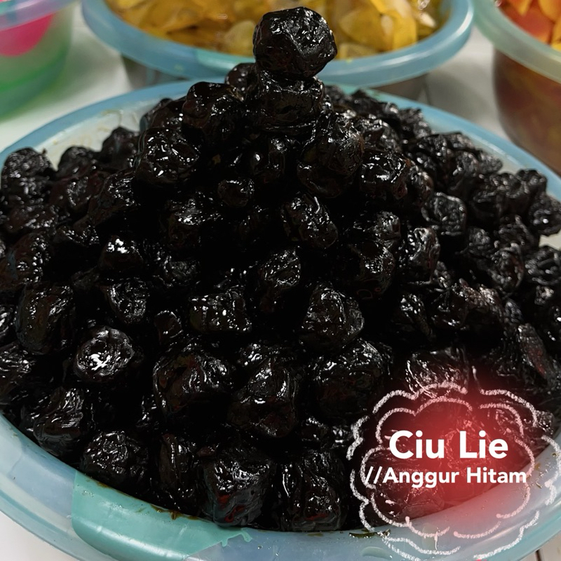

manisan plum hitam berbiji 500 gram