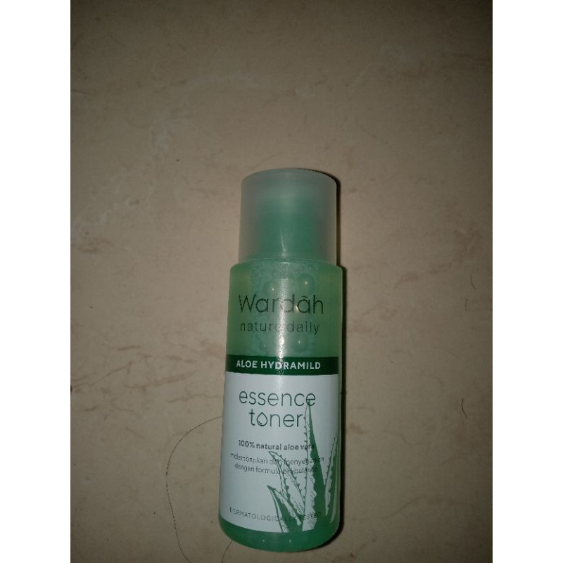 Wardah essence toner