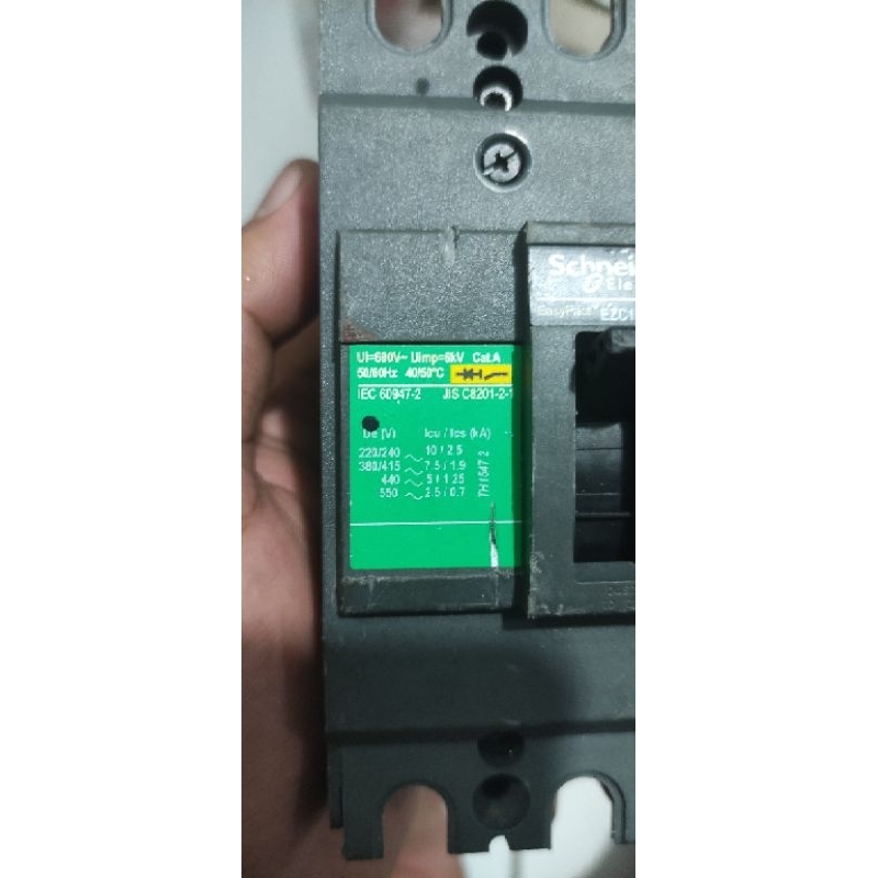 MCCB SCHNEIDER EZC100B 50 AMPER