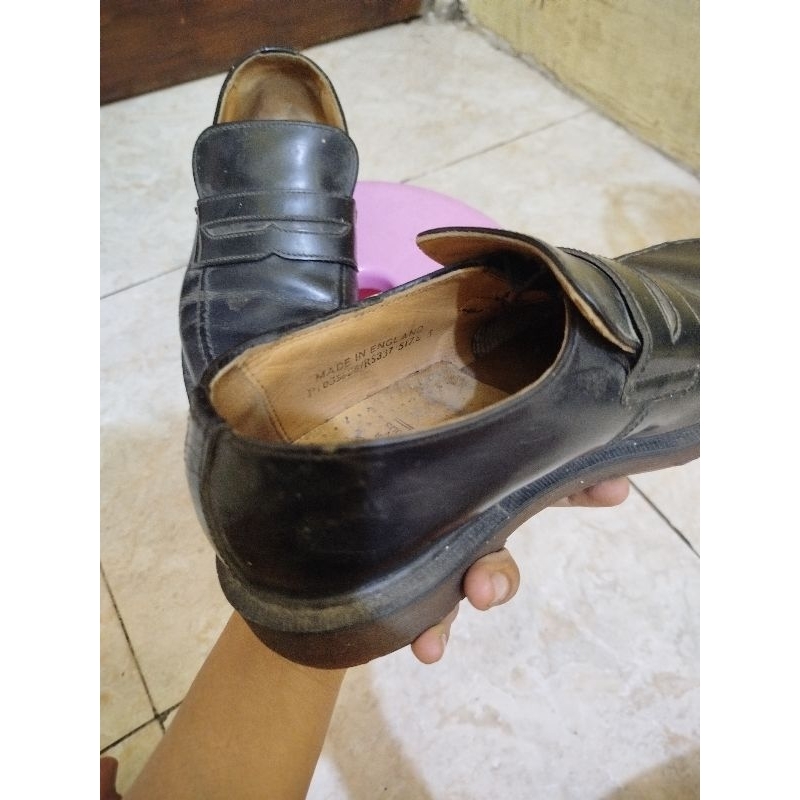 Original sepatu Dr Martens kondisi second