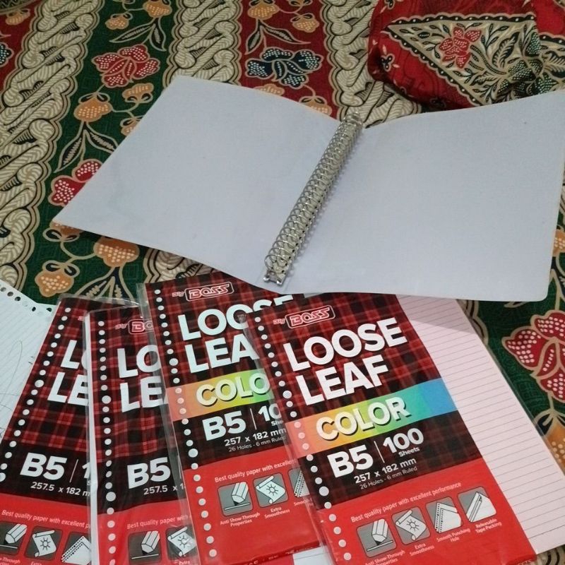 

preloved binder b5 include kertas ( PRELOVE PL )
