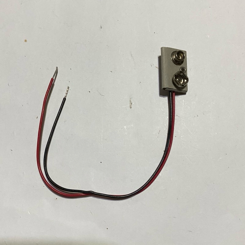 Socket Batrai 9Volt Pickup Active Gitar Bass Preamp Bass