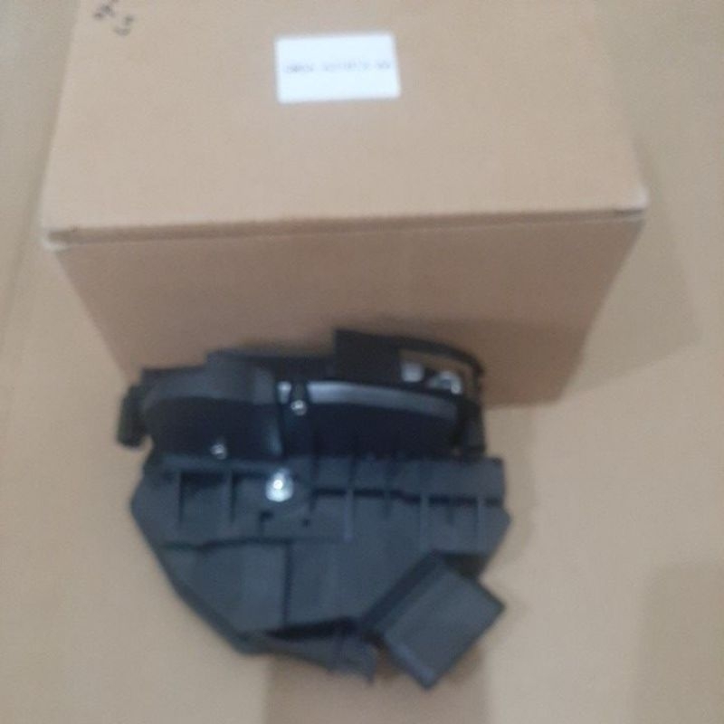 door lock / kunci pintu depan kiri ford fiesta / ford focus / ford ecosport