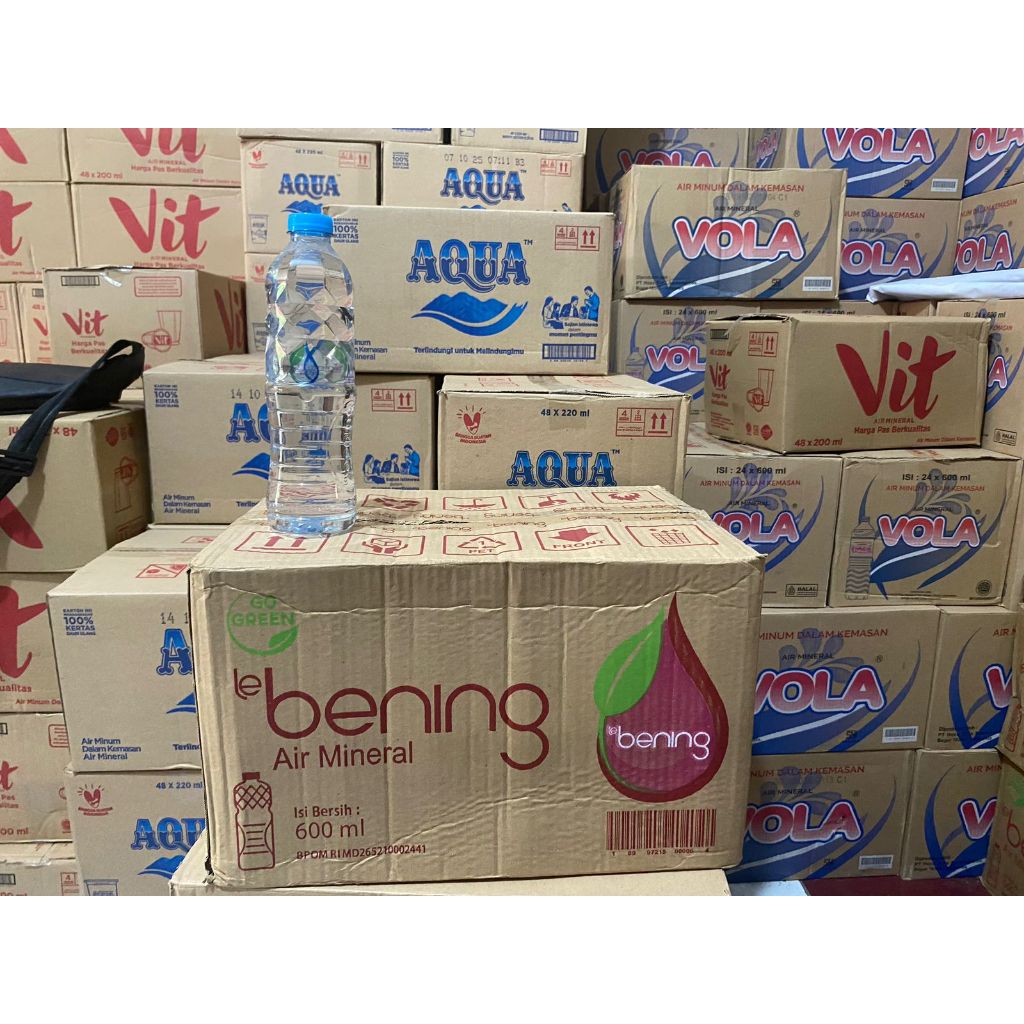 

Air Mineral Bening Botol 600ml