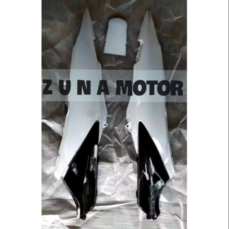 Cover Bodi Supra X 125 old/new putih hitam polos