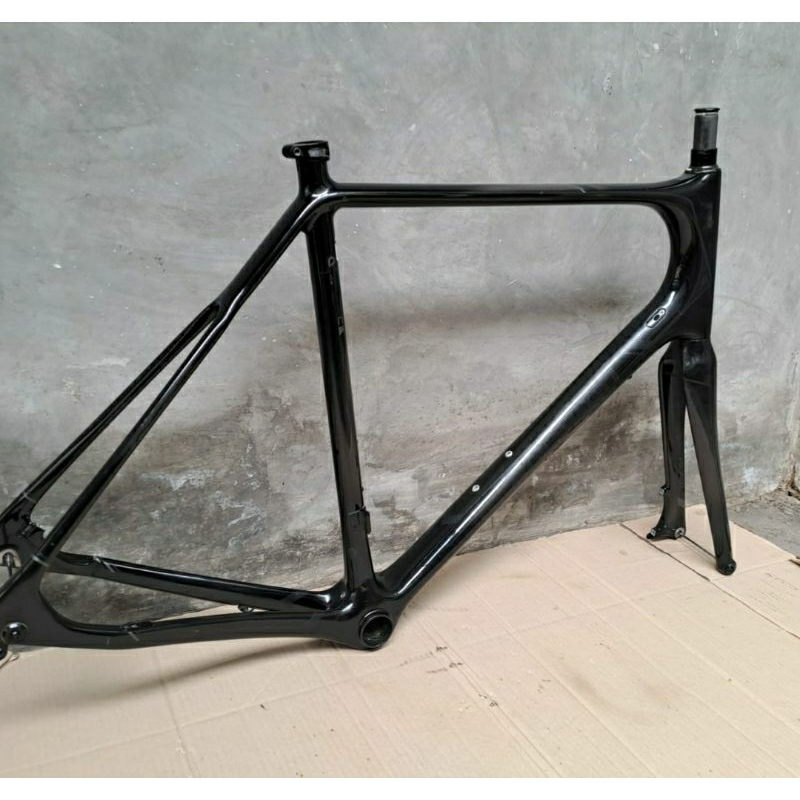 Frame full Carbon Polygon Helios c8x PL