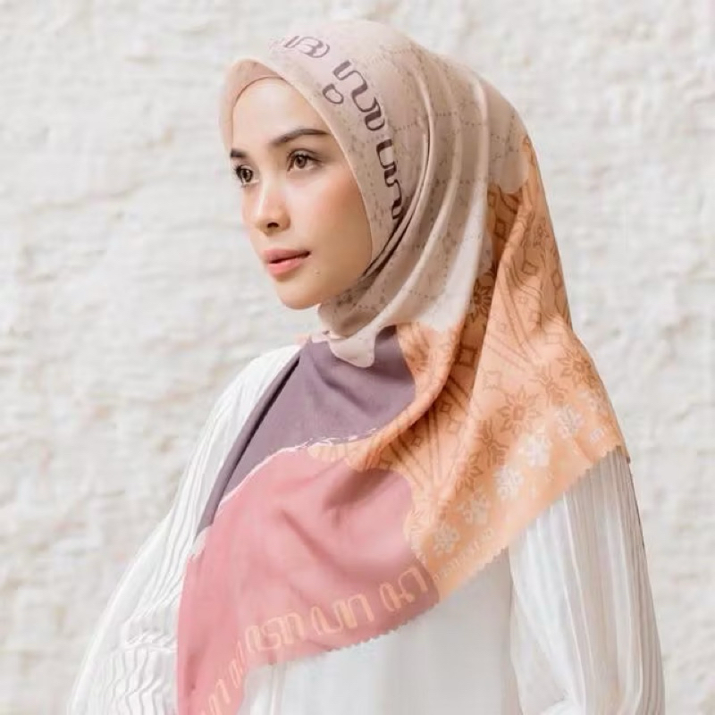 Preloved Kanaka Scarf by Wearing Klamby