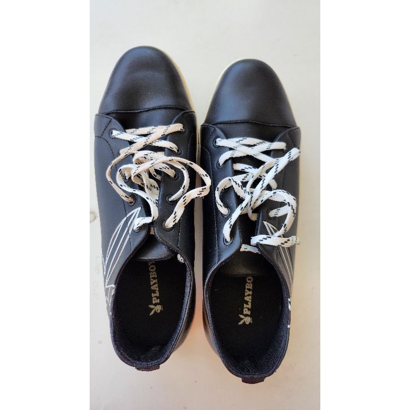 SECOND • Sepatu Playboy Asli Warna Hitam Bertali Size 43 Preloved