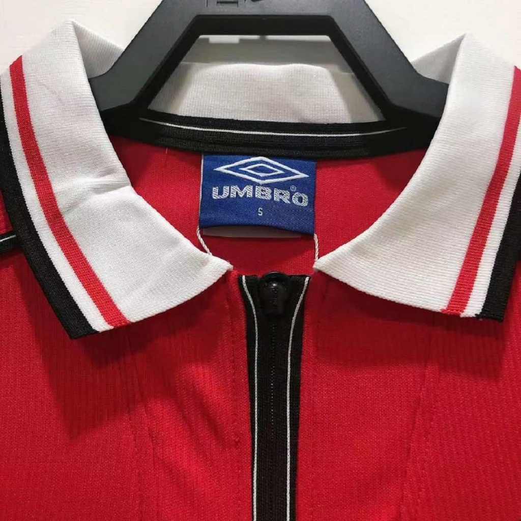 RB READY STOK LANGSUNG KIRIM JERSEY MU RETRO TREBLE WINNERS JERSEY BOLA BAJU MU RETRO TREBLE WINNER