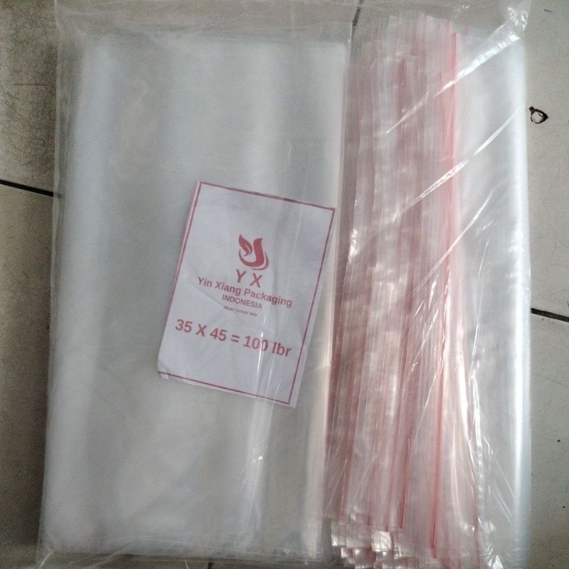 PLASTIK KLIP UK 35X45 CM ISI 100PCS