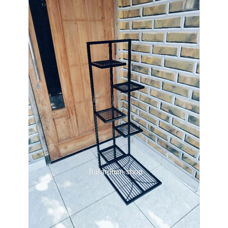 RAK BUNGA MINIMALIS FULL BESI