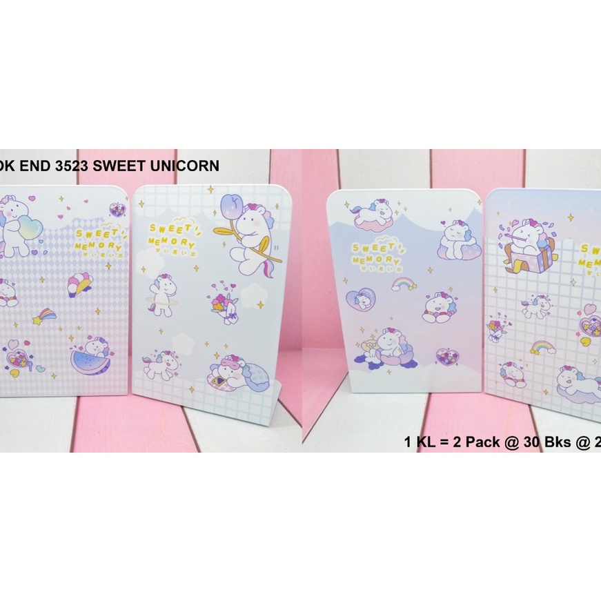 

Hematku penahan buku atau stand book dari besi motif sweet memory unicorn