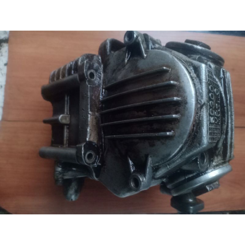 BLOK HEAD BLOK KOP HED YAMAHA VEGA ZR VEGA RR JUPITER ROBOT(scond) ORIGINAL.