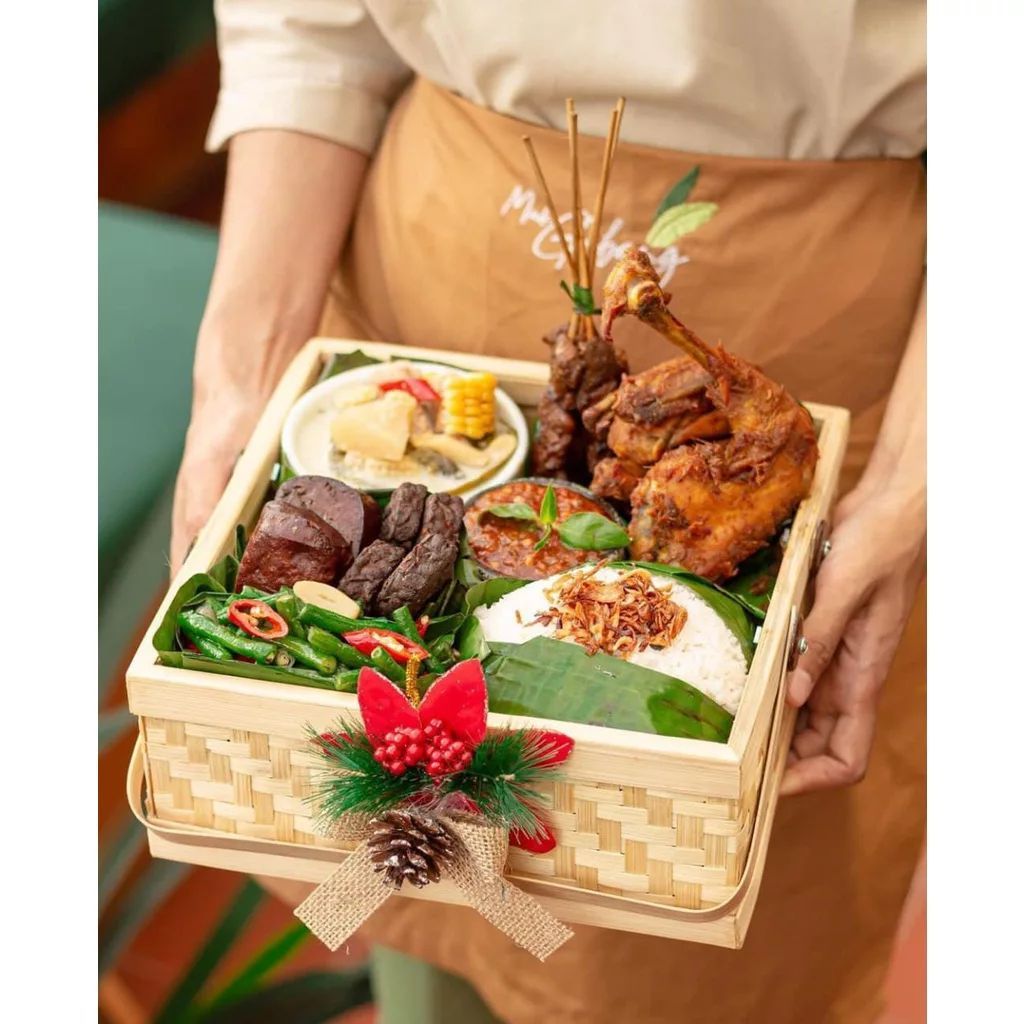 Hampers Kotak / Hampers Bambu / Rantang Bambu / Rantang Anyaman Bambu / Hampers Bambu Lebaran