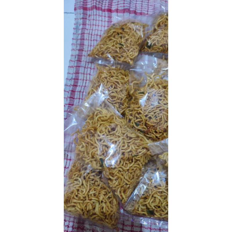 

Mie Kering pedas sedeng gurih