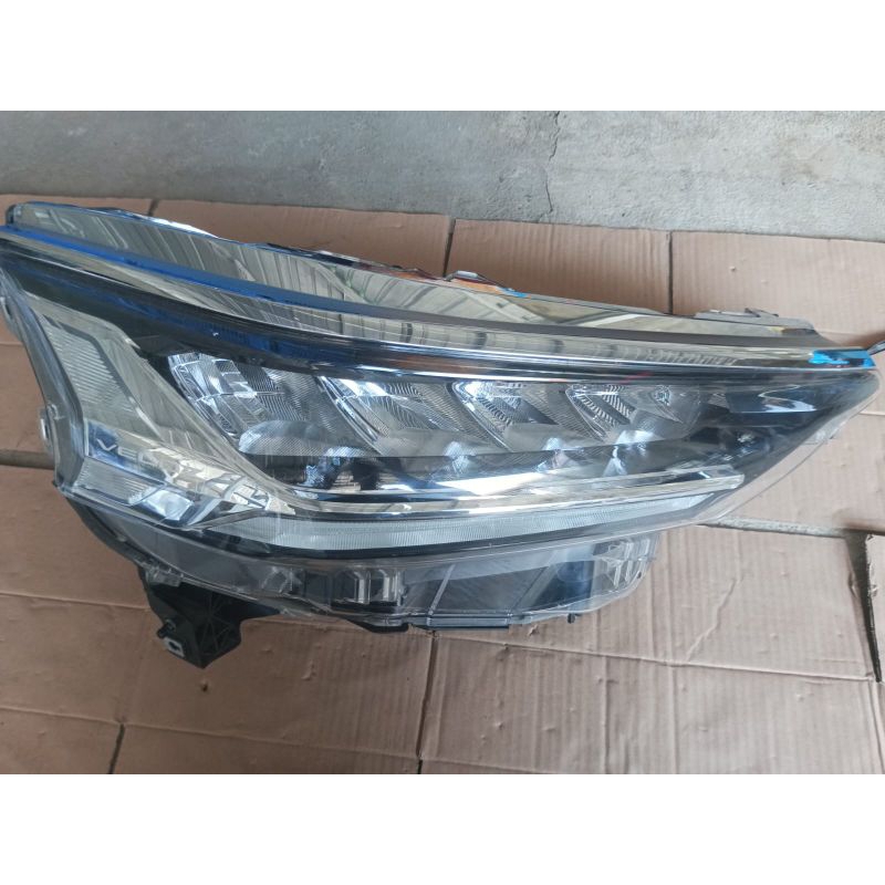 Headlamp reflektor lampu depan mobil toyota avanza veloz Tahun 2021 bagian kanan original