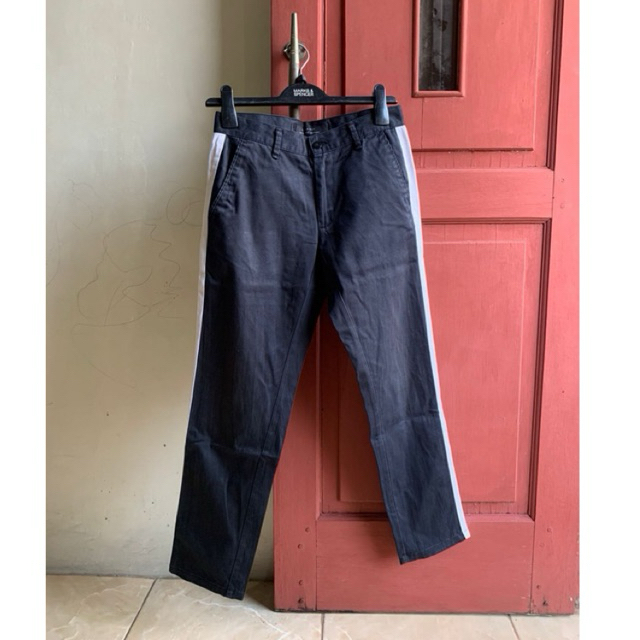 PRELOVED CELANA ZARA MAN ORIGINAL SIZE 29