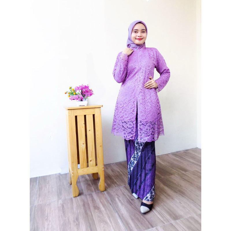GROSIR ATASAN DAN STELAN KEBAYA TUNIK / KEBAYA BROKAT TUNIK SANGHAI / KEBAYA KURUNG / ROK PLISKET