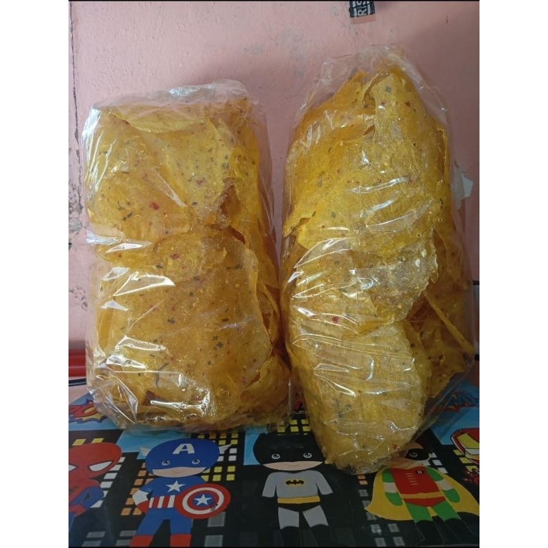 

Jual KRUPUK OPAK/SAMIER/JALEPAK MENTAH 1KG Asli Wonosalam Mojokerto