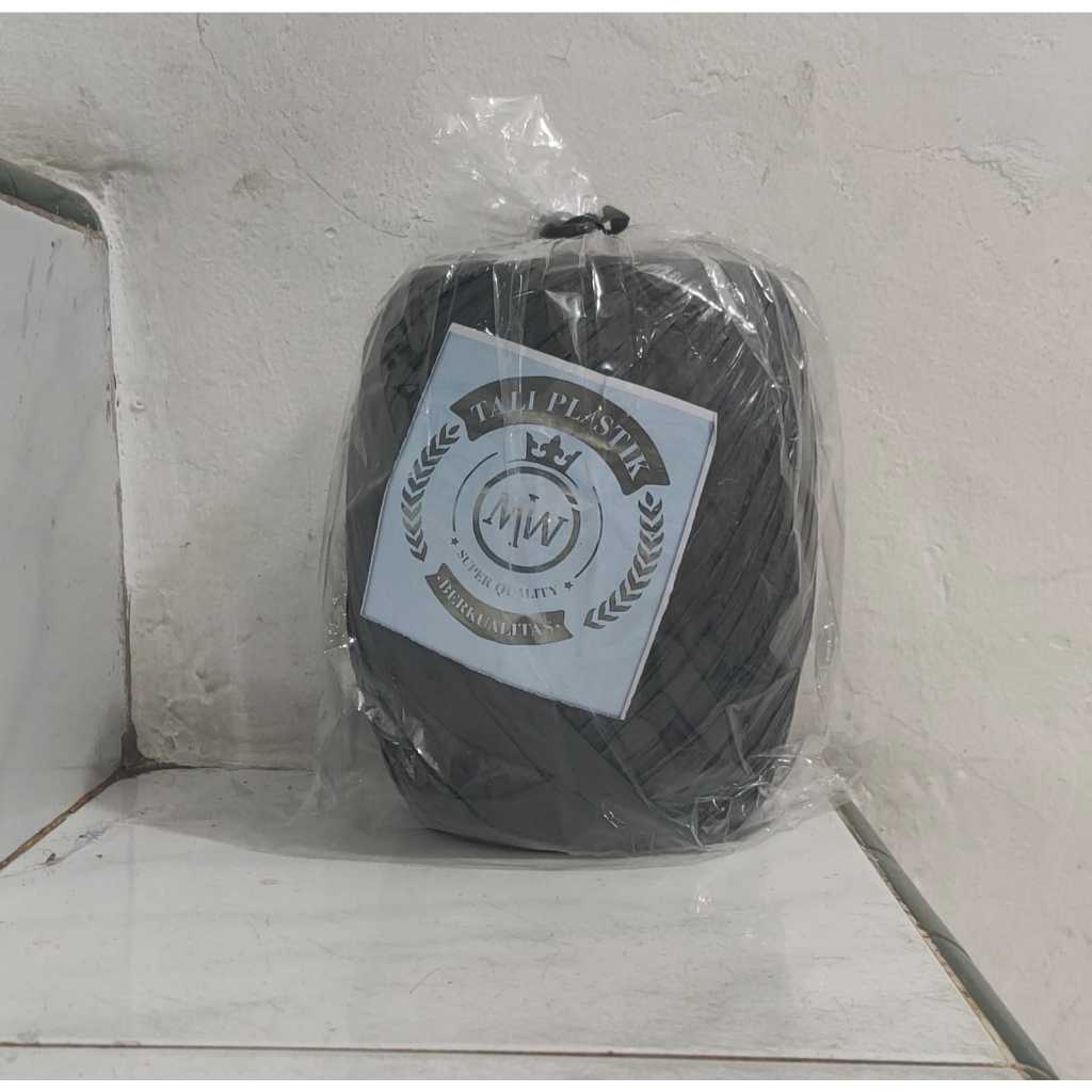 

Tali Rafia Tali Plastik Hitam Kuat 1 Roll