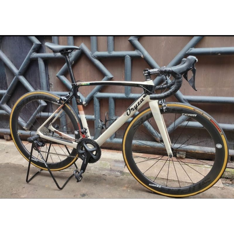 sepeda road bike POLYGON STRATOS second