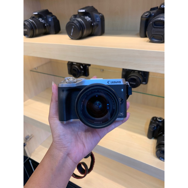 Canon Eos M6