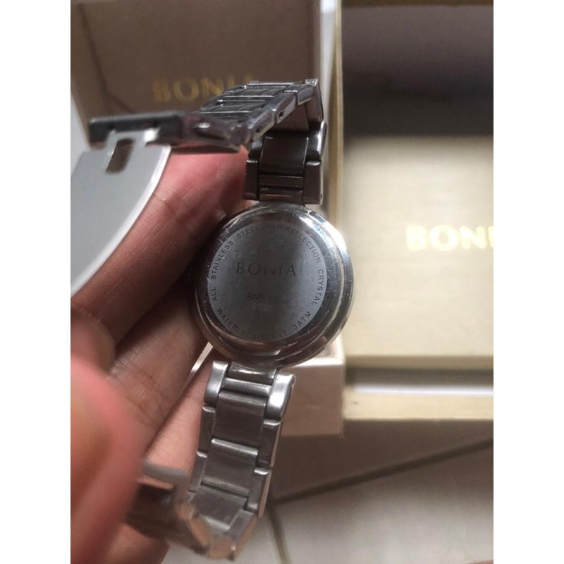 PRELOVED JAM TANGAN WANITA MERK BONIA