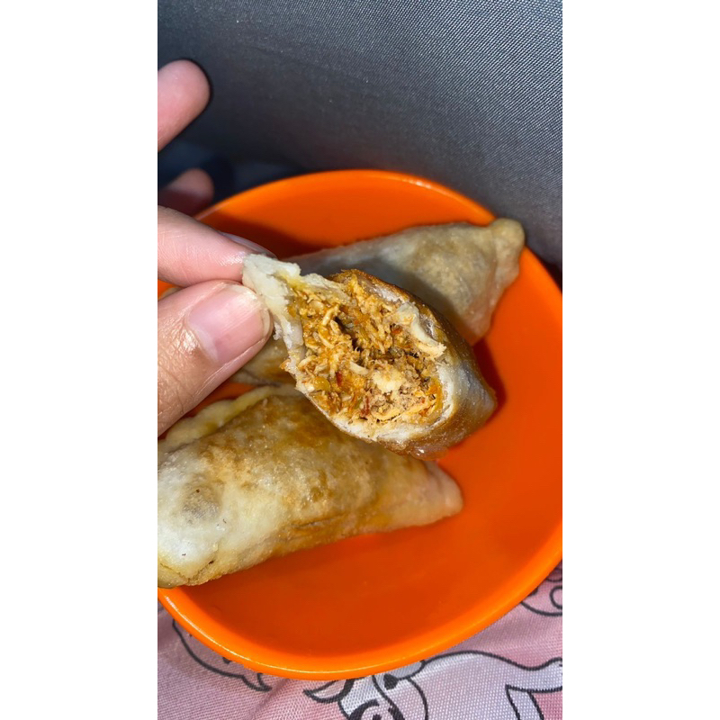 

CIRENG ISI AYAM PEDAS ATI KEJU ISI 5 PCS