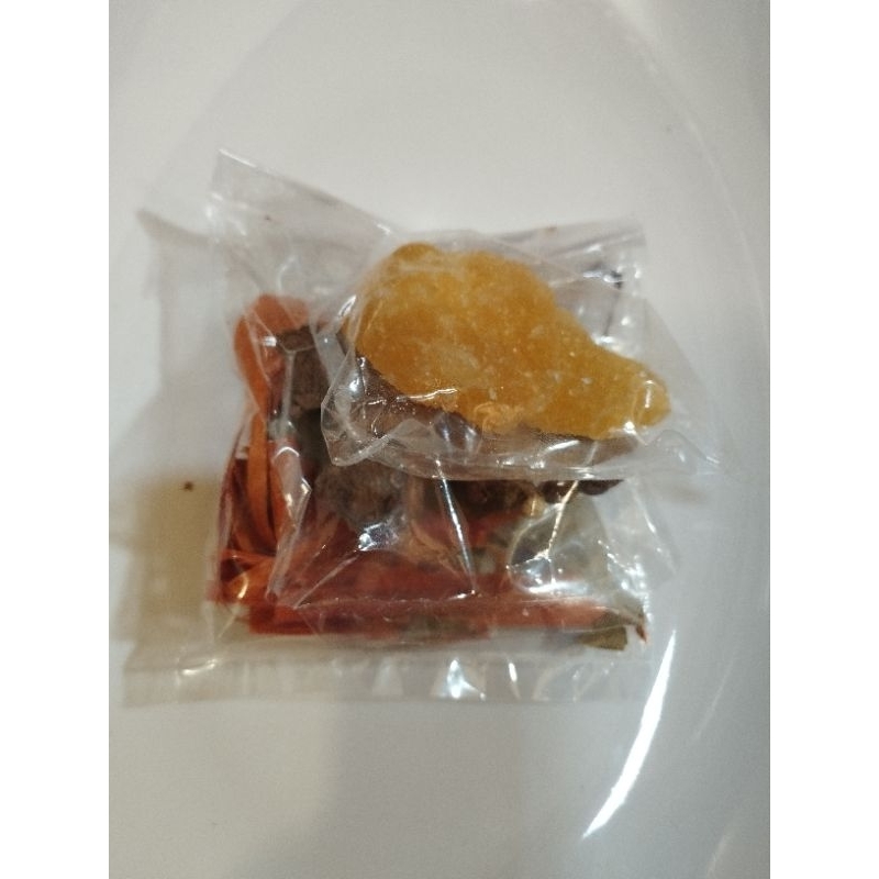 

Wedang Uwuh Jogja Komplit Gula Batu