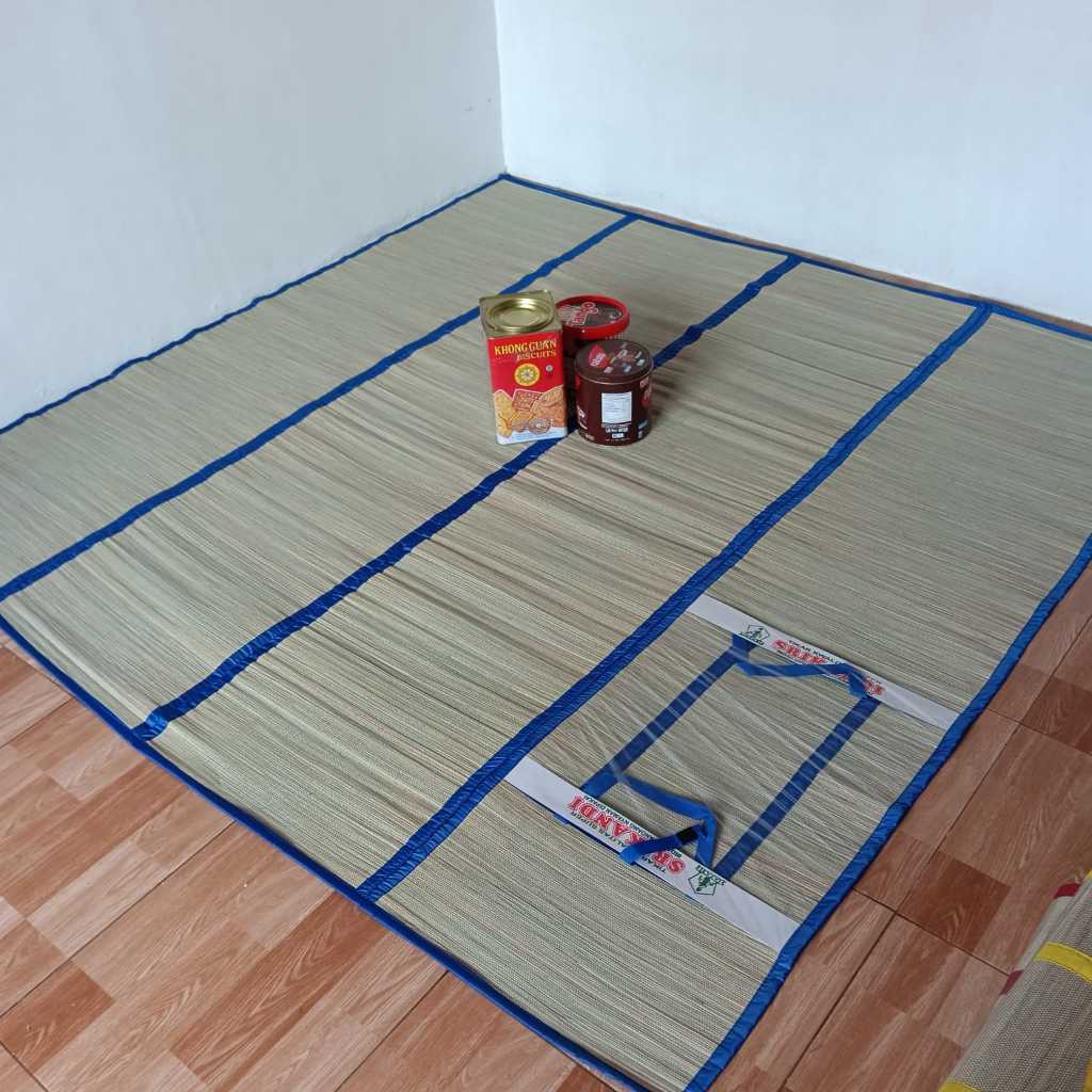 Tikar Lipat Piknik Jumbo 300x200