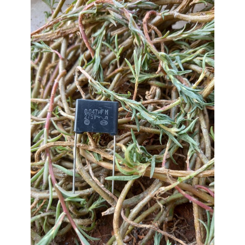 kapasitor 47n 473n 275v jarak kaki 15mm