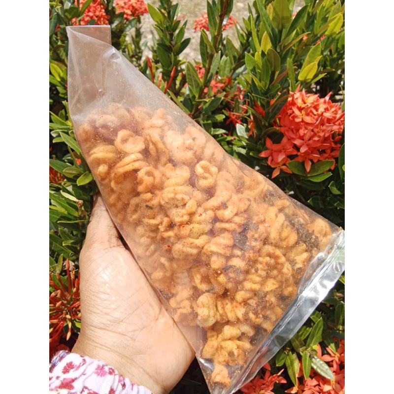 

CEMILAN KERUPUK MAKARONI SVIRAL PEDAS ASIN JERUK PURUT ISI 120GR
