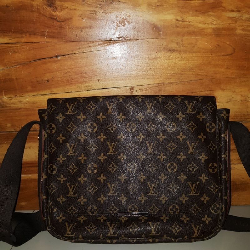 Louis Vuitton Second Tas Laptop/Kerja/Kuliah