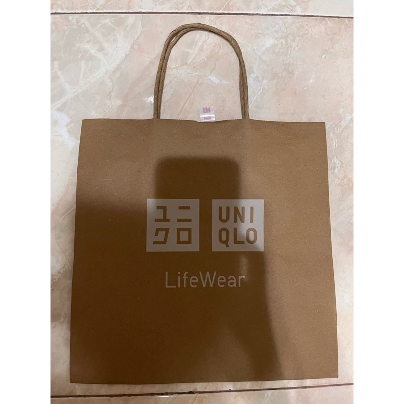 

Paper Bag Uniqlo Size S