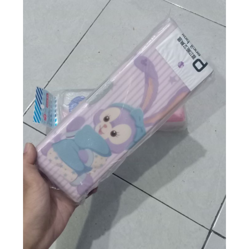 

KOTAK PENSIL KARAKTER