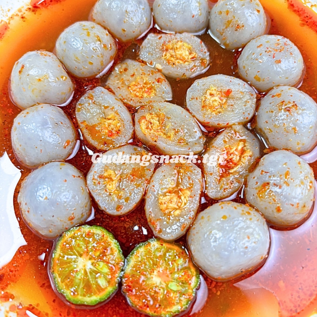 

1 Bks Baso Aci Ayam Mini Isi 15 Butir Dengan Kuah Chilli Oil Dan Cabai Bubuk