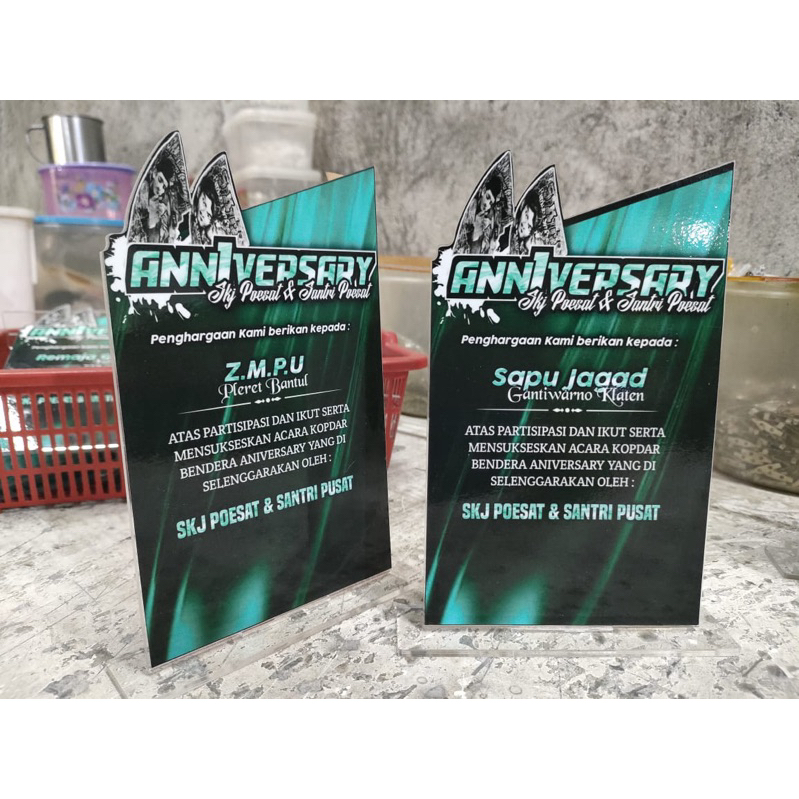 Piagam penghargaan akrilik /piagam custom /medali akrillik /souvenir