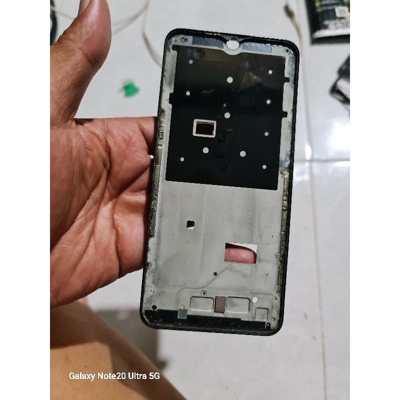 FRAME TATAKAN LCD DUDUKAN LCD  VIVO Y19 ORI COPOTAN