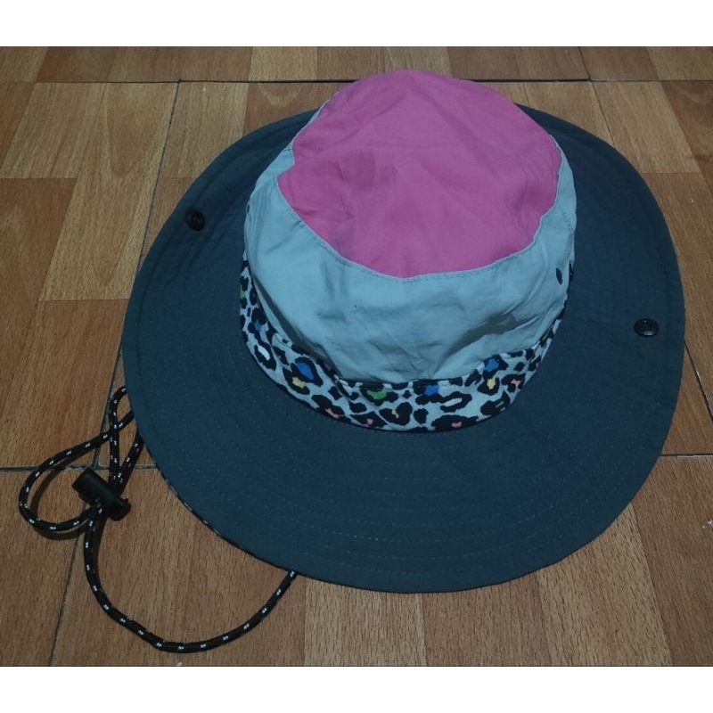 THRIFT TOPI OUTDOOR/RIMBA LEOPARD