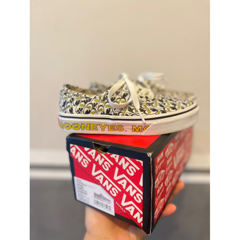 vans kids x mooneyes